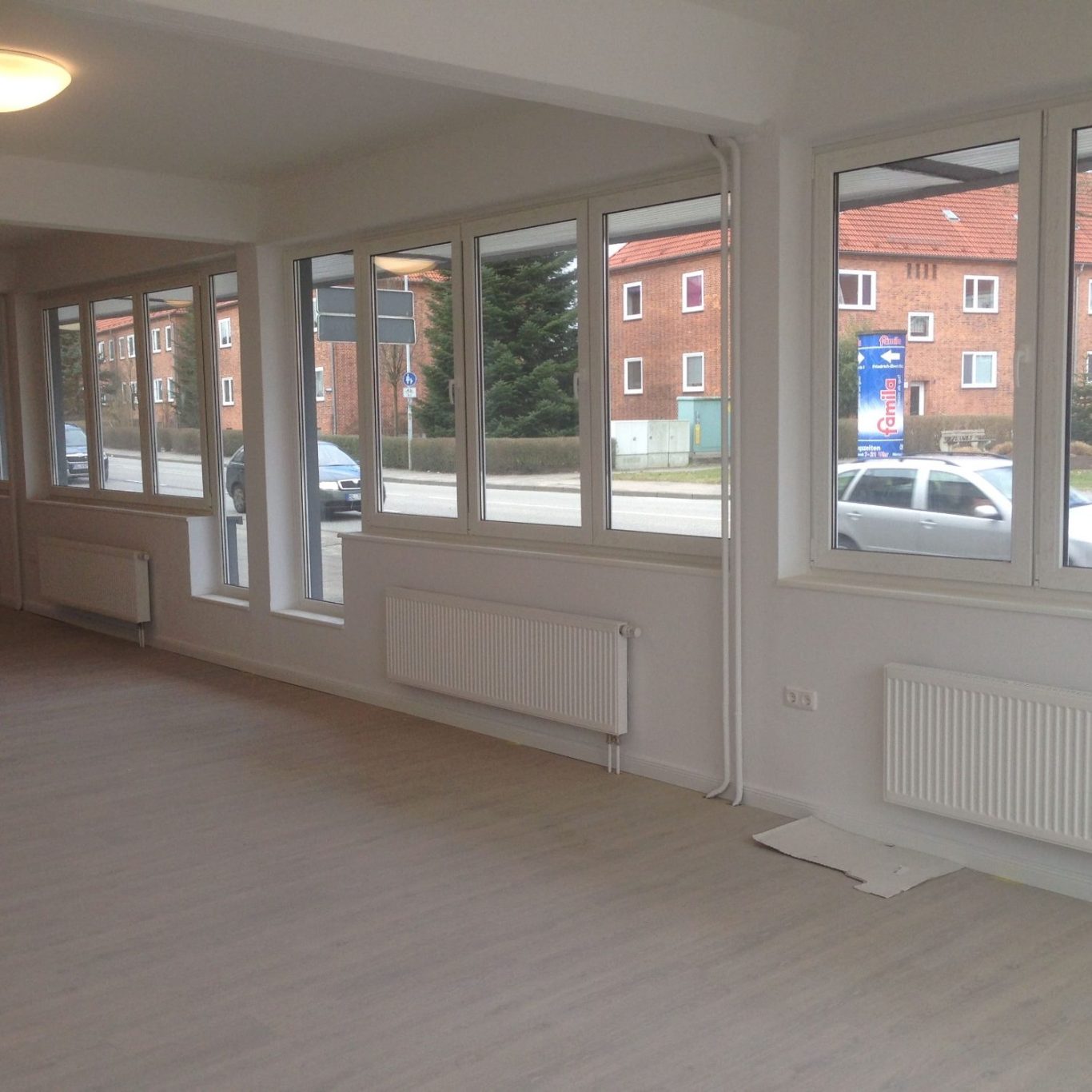 Fenstermontage ROTES KREUZ